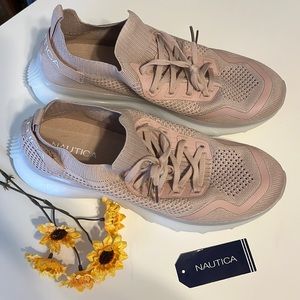 NWT Nautica Blush Sneakers